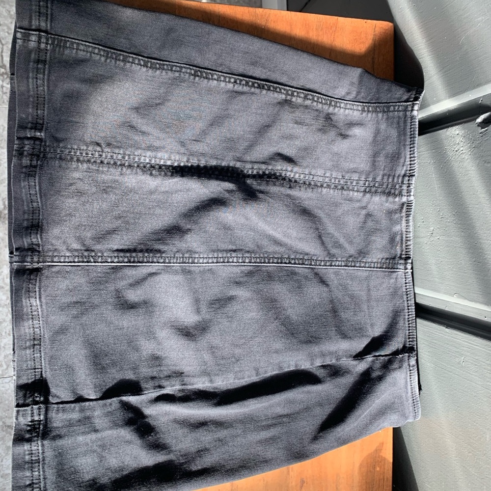 PacSun black mini skirt